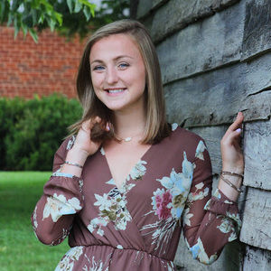 Meet your Posher, Brooke